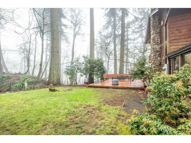 1330 Ne LINNWOOD Dr, Albany, OR 97322