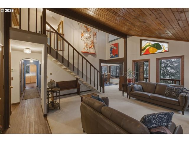 1330 Ne LINNWOOD Dr, Albany, OR 97322