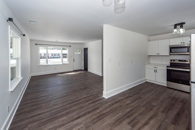 4742 Farmal Street, North Charleston, SC 29405