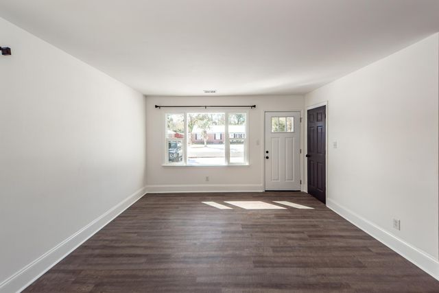 4742 Farmal Street, North Charleston, SC 29405