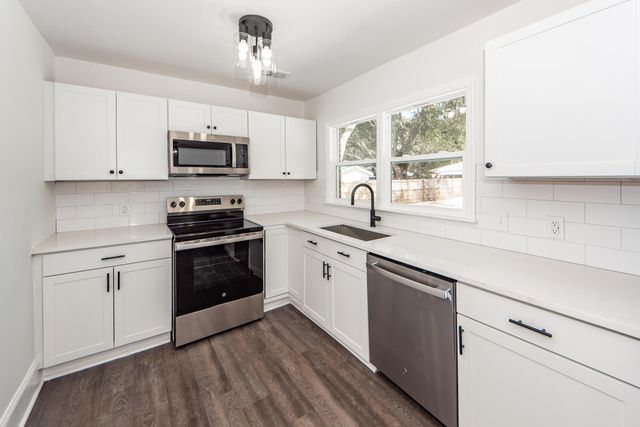 4742 Farmal Street, North Charleston, SC 29405