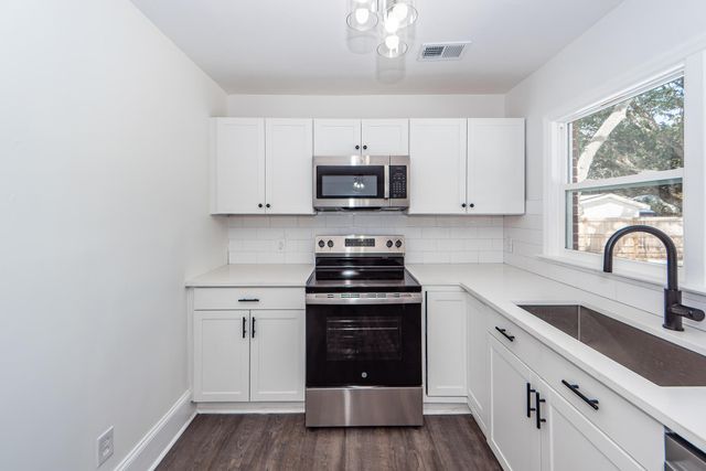 4742 Farmal Street, North Charleston, SC 29405