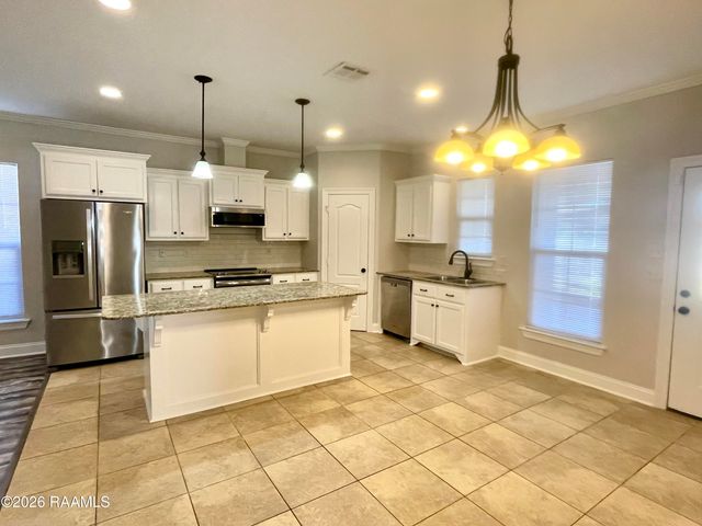 315 S Eastern Avenue, Rayne, LA 70578