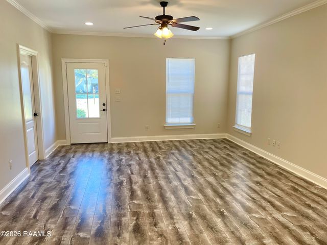 315 S Eastern Avenue, Rayne, LA 70578