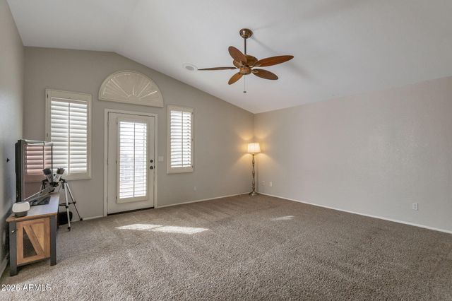 315 E GLENHAVEN Drive, Phoenix, AZ 85048