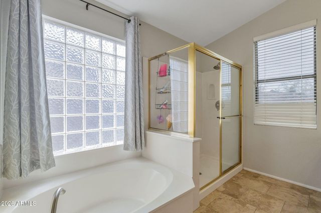 315 E GLENHAVEN Drive, Phoenix, AZ 85048
