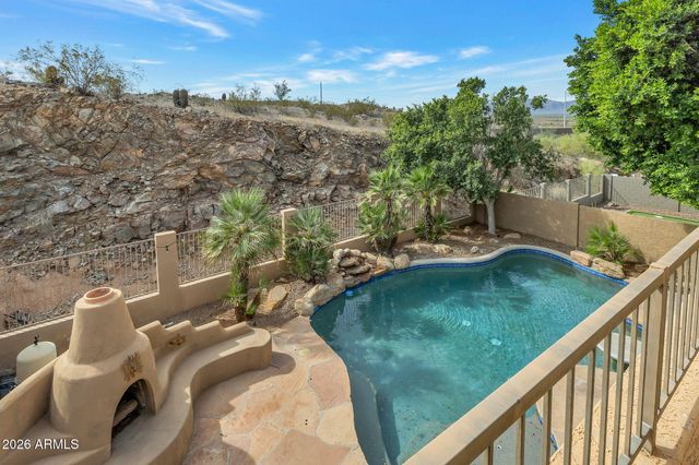 315 E GLENHAVEN Drive, Phoenix, AZ 85048