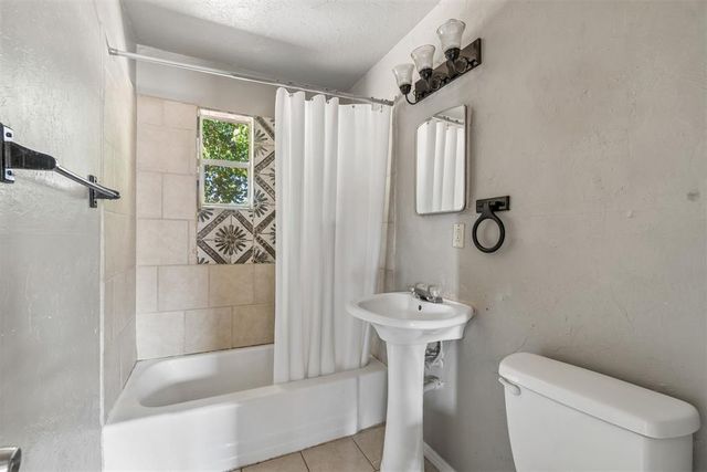 1117 Marydale Avenue, Midwest City, OK 73130