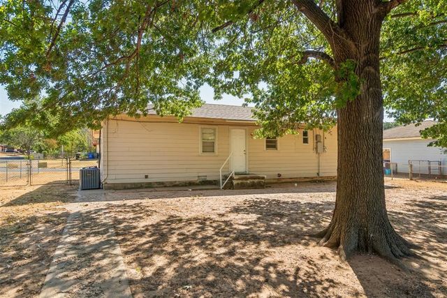 1117 Marydale Avenue, Midwest City, OK 73130