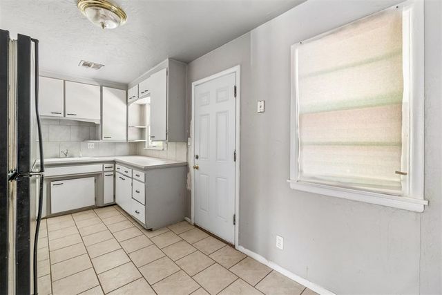 1117 Marydale Avenue, Midwest City, OK 73130