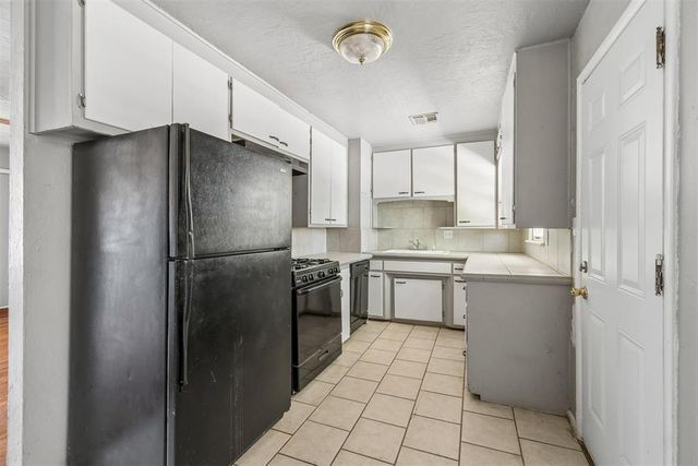 1117 Marydale Avenue, Midwest City, OK 73130