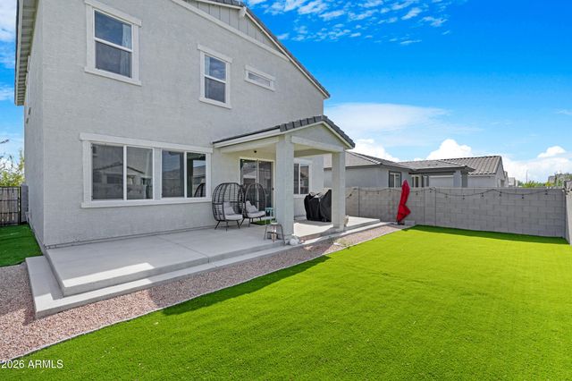 2562 E BOULDER Avenue, Apache Junction, AZ 85119