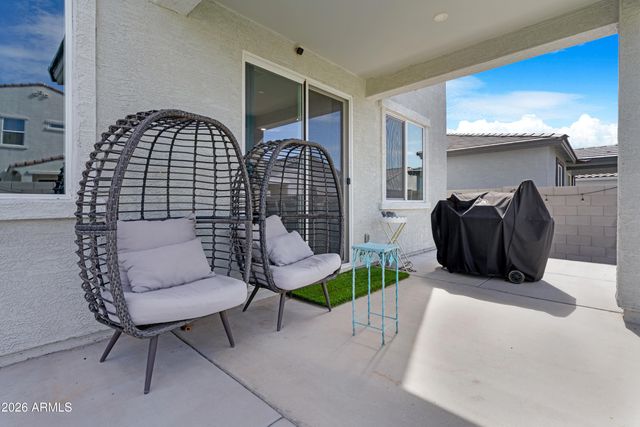 2562 E BOULDER Avenue, Apache Junction, AZ 85119