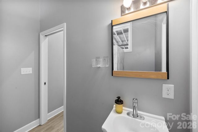 7117 W Sugar Creek Road, Charlotte, NC 28269