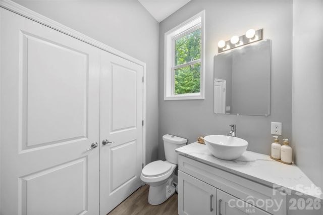 7117 W Sugar Creek Road, Charlotte, NC 28269