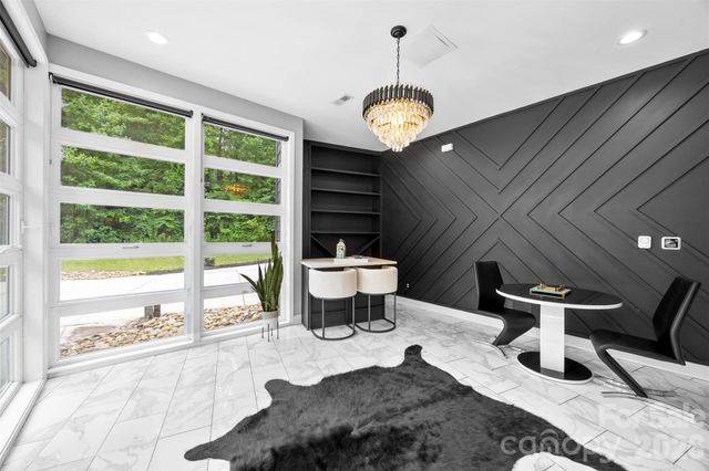 7117 W Sugar Creek Road, Charlotte, NC 28269