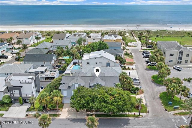 132 HOPKINS Street, Neptune Beach, FL 32266