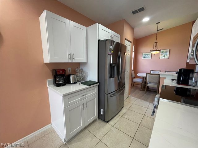 2021 Crestview WAY 113, Naples, FL 34119