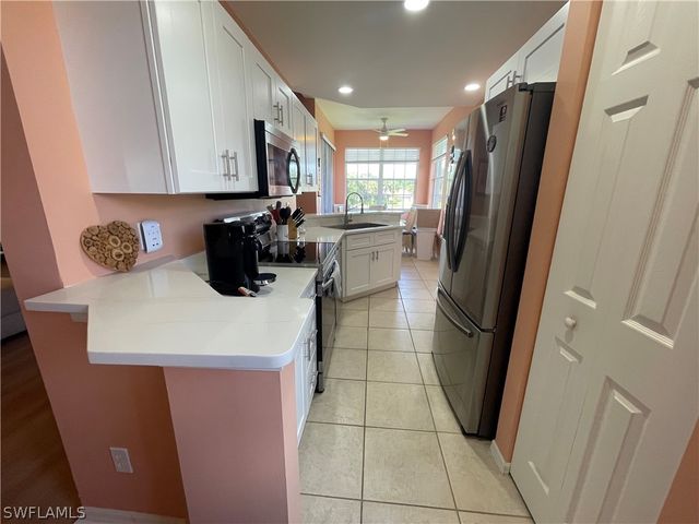 2021 Crestview WAY 113, Naples, FL 34119