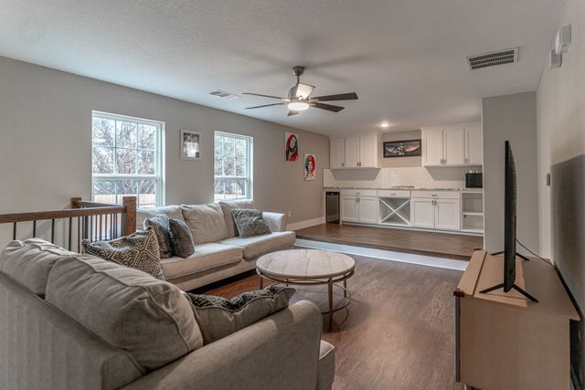 2129 Christine Drive, Granbury, TX 76048