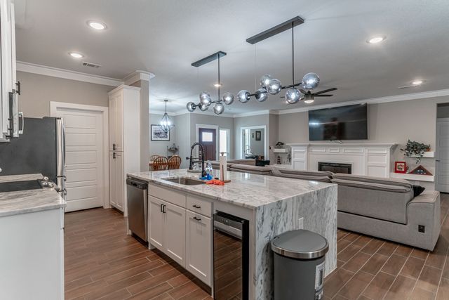 2129 Christine Drive, Granbury, TX 76048