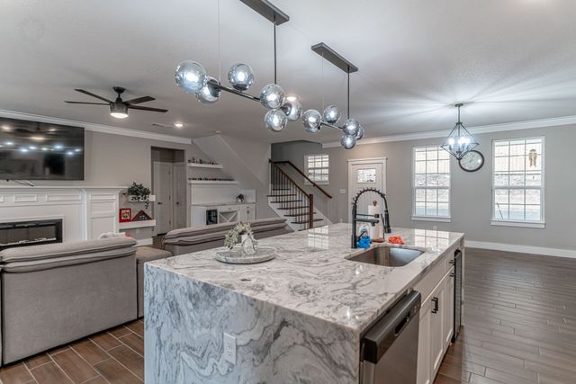 2129 Christine Drive, Granbury, TX 76048