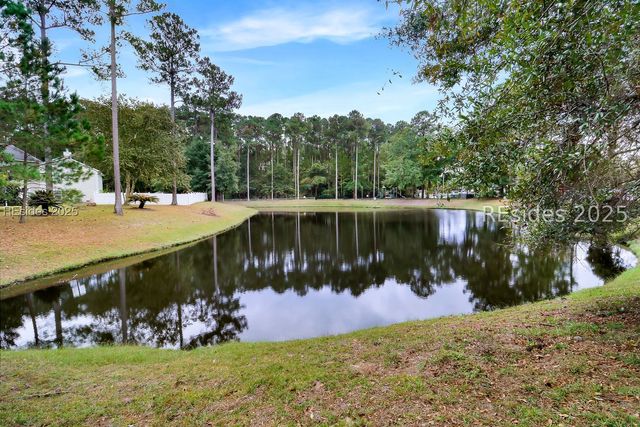 58 Pine Ridge Dr, Bluffton, SC 29910