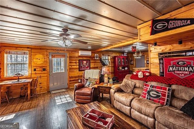 3718 Pebble Creek Point, Gainesville, GA 30506