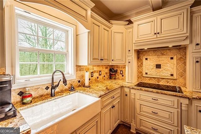 3718 Pebble Creek Point, Gainesville, GA 30506