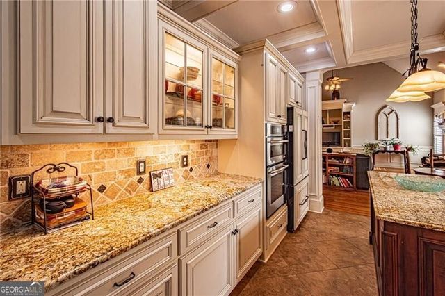 3718 Pebble Creek Point, Gainesville, GA 30506