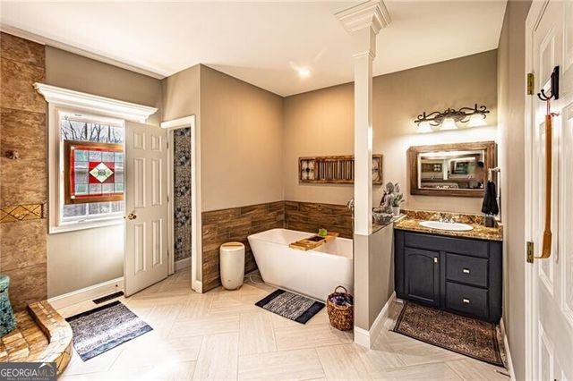 3718 Pebble Creek Point, Gainesville, GA 30506