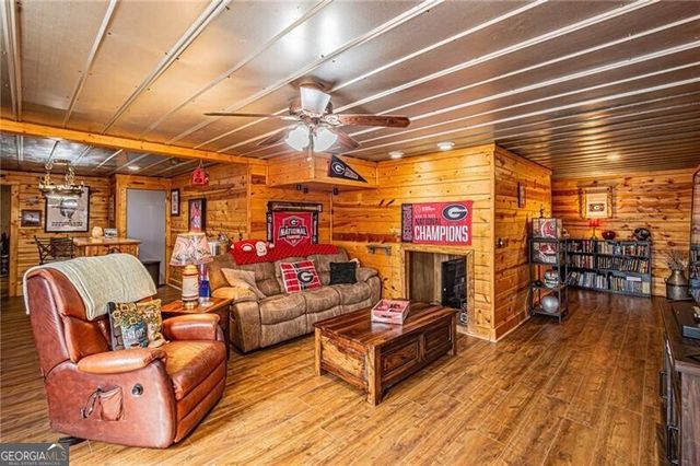 3718 Pebble Creek Point, Gainesville, GA 30506