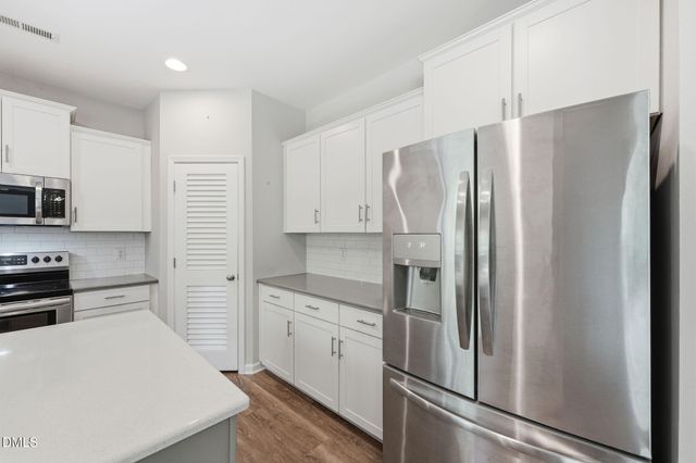 236 Colonnade, Elon, NC 27244