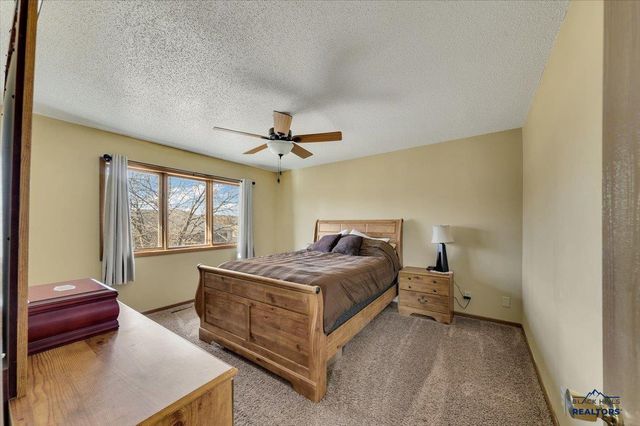 4009 WILD FLOWER DR, Rapid City, SD 57701