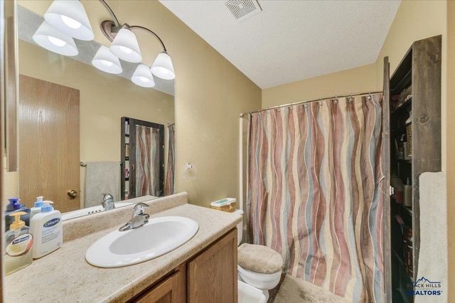 4009 WILD FLOWER DR, Rapid City, SD 57701