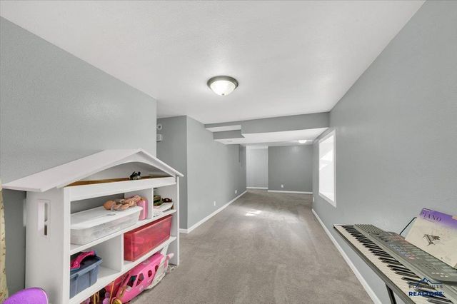 4009 WILD FLOWER DR, Rapid City, SD 57701