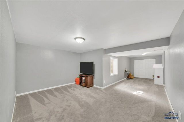 4009 WILD FLOWER DR, Rapid City, SD 57701