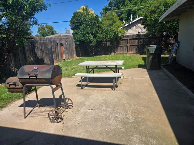 5309 56th St, Sacramento, CA 95820
