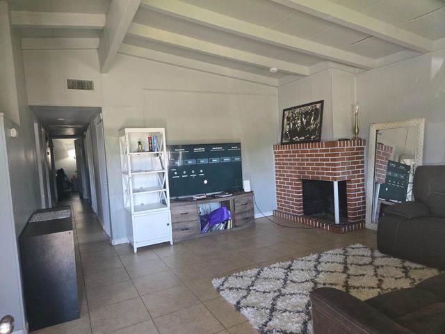 5309 56th St, Sacramento, CA 95820