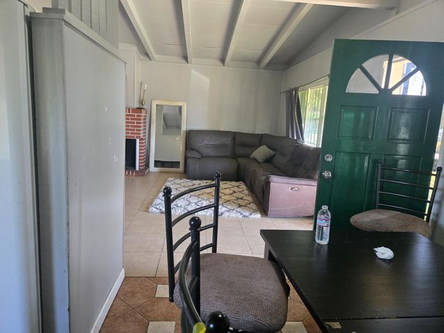 5309 56th St, Sacramento, CA 95820