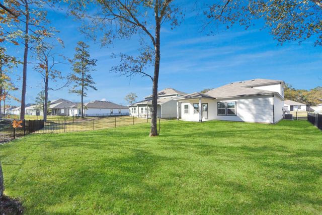 473 Shoreview Drive, Conroe, TX 77303