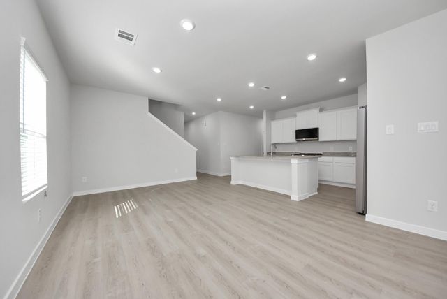 473 Shoreview Drive, Conroe, TX 77303