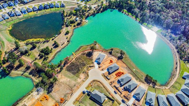 473 Shoreview Drive, Conroe, TX 77303