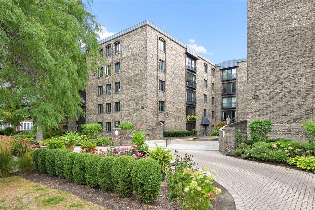 1009 Bonnie Brae Place 2B, River Forest, IL 60305 — photo 2