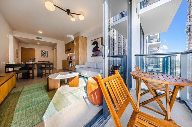 11 NE 6th St 2903, Miami, FL 33132