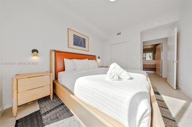 11 NE 6th St 2903, Miami, FL 33132