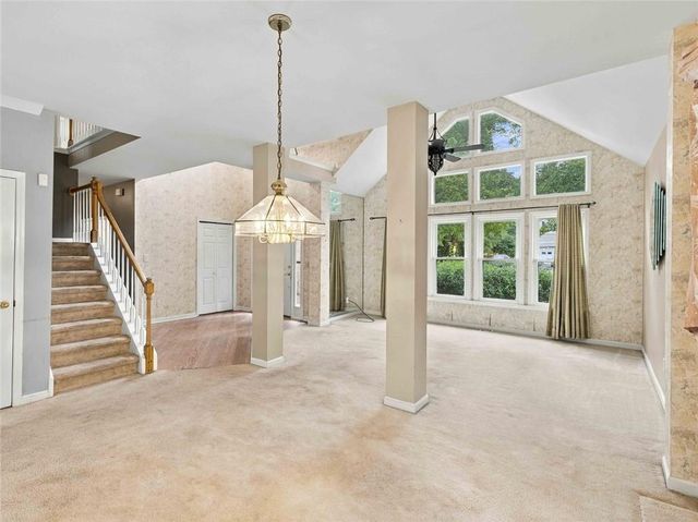 305 Deer Cliff Cove, Lawrenceville, GA 30043