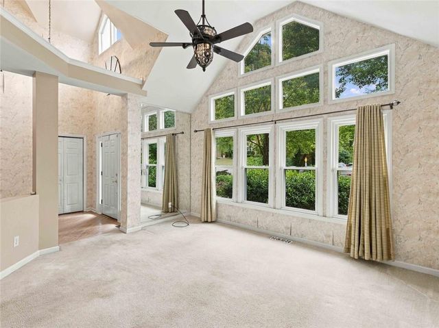 305 Deer Cliff Cove, Lawrenceville, GA 30043