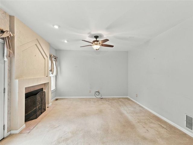 305 Deer Cliff Cove, Lawrenceville, GA 30043