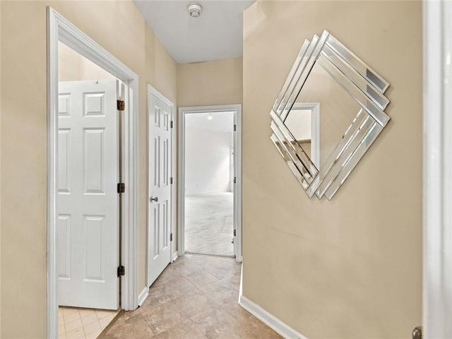 305 Deer Cliff Cove, Lawrenceville, GA 30043